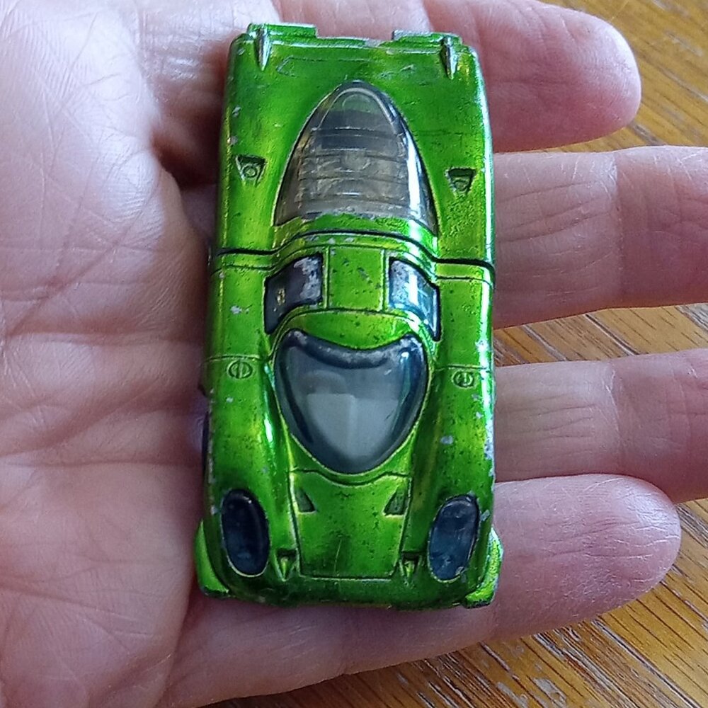 Hot Wheels Redline Porsche P-917 Apple Green - Picture 7 of 7
